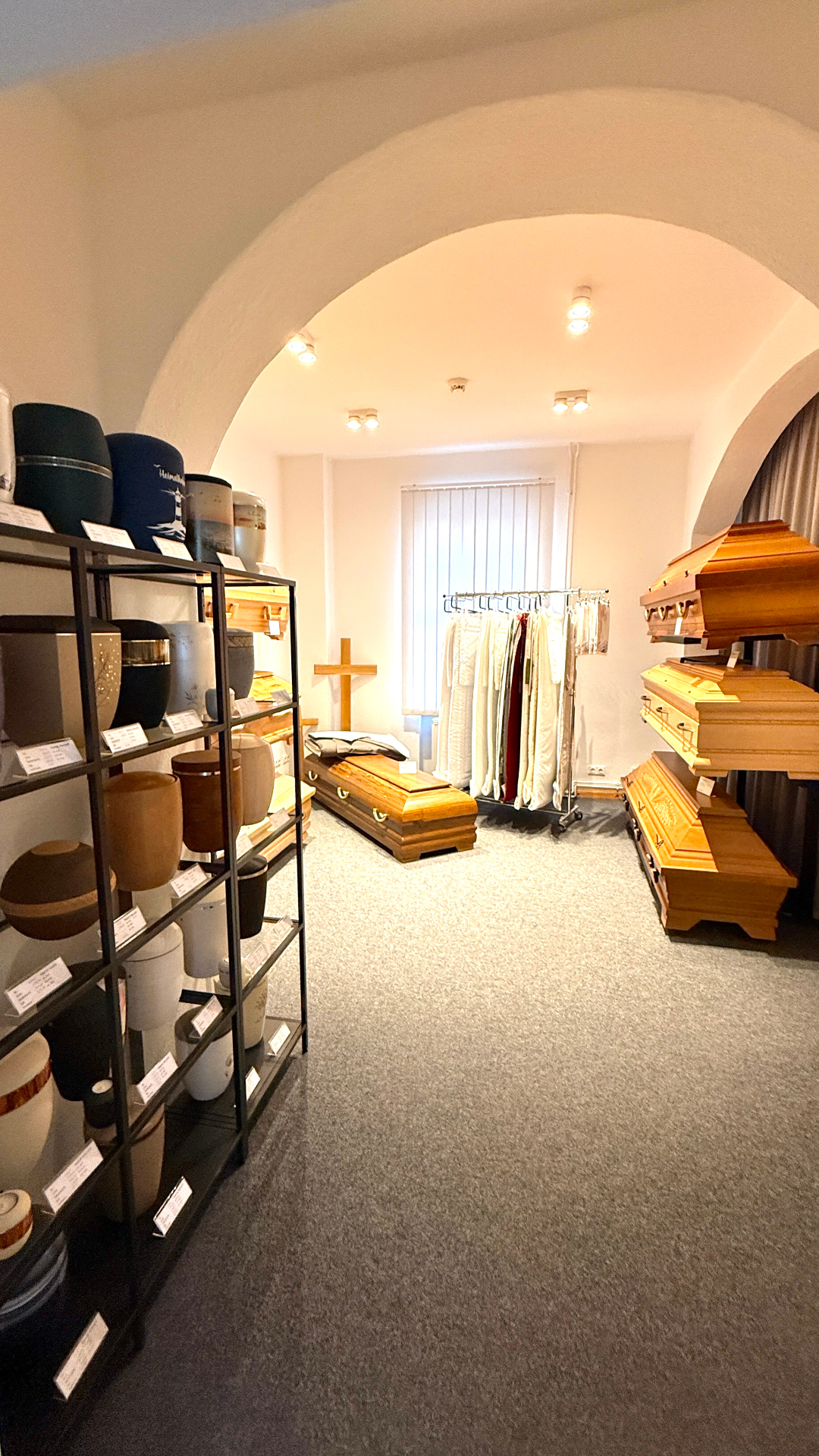 standort-charlottenstrasse-ausstellung